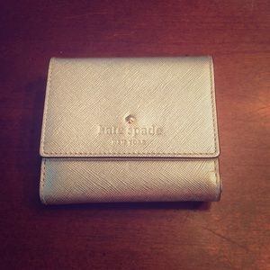 LAST PRICE DROP!! Cedar Street Kate Spade Wallet